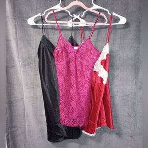 3 Beautiful Slips/Nighties Size Medium EUC